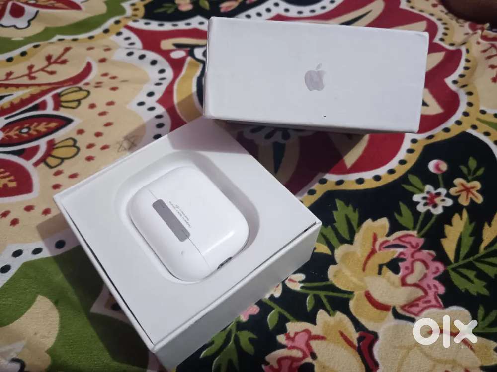 Apple Airpods in excellent condition