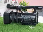 Sony nx200 4k professional camera ( hours : 1420)