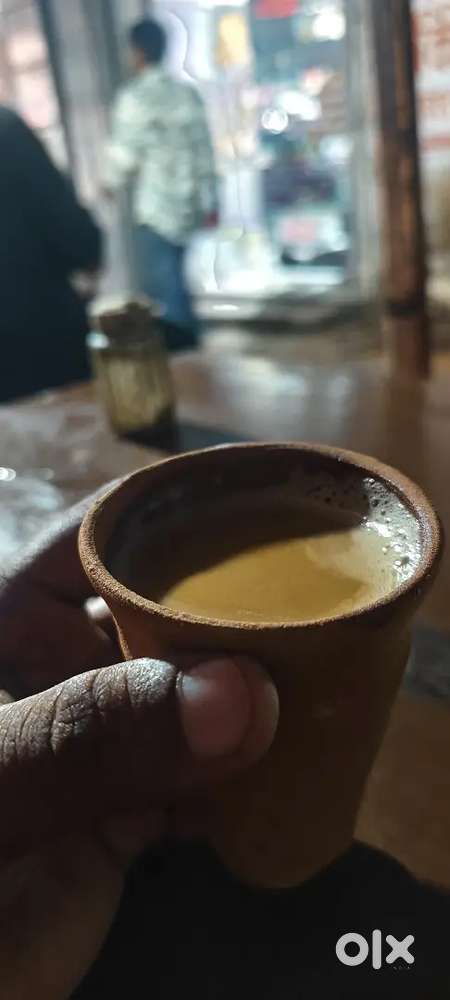 Chinese cafe ke liye helper aur karigar ki zaroorat Hai