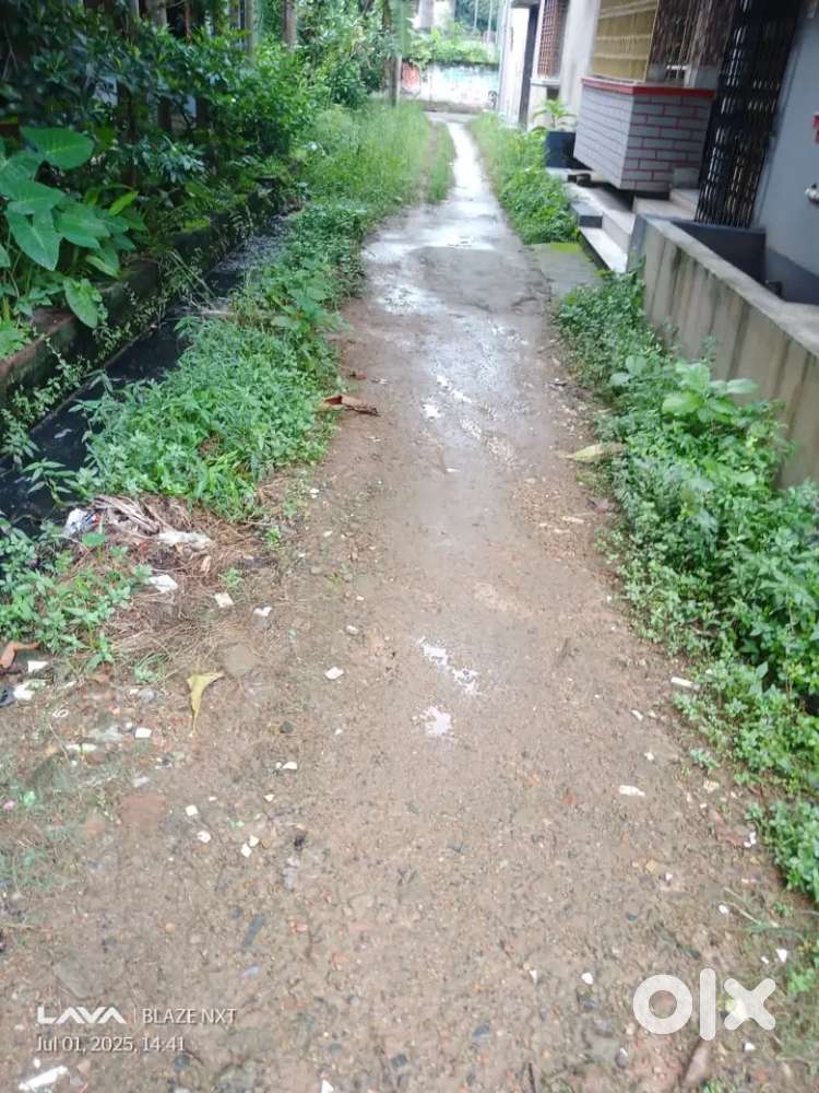 Vastu Land Sale in Agarpara In Onkar park in proper area