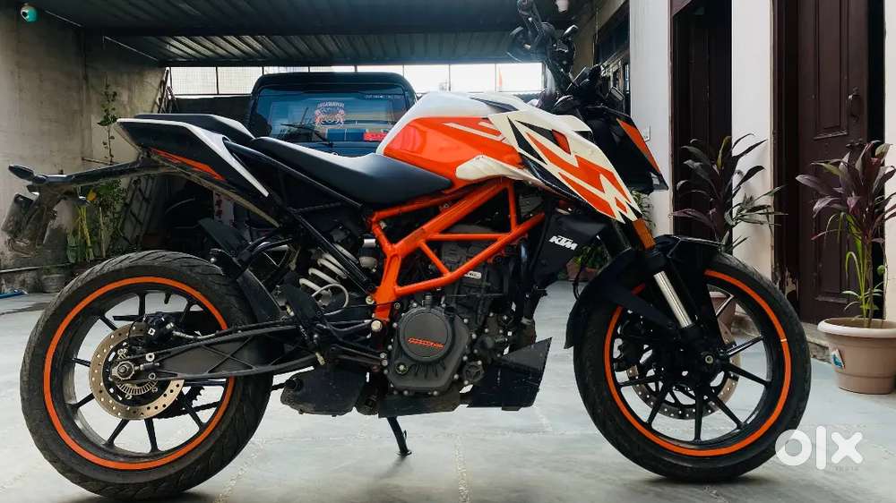 Ktm duke 125cc 1st owner