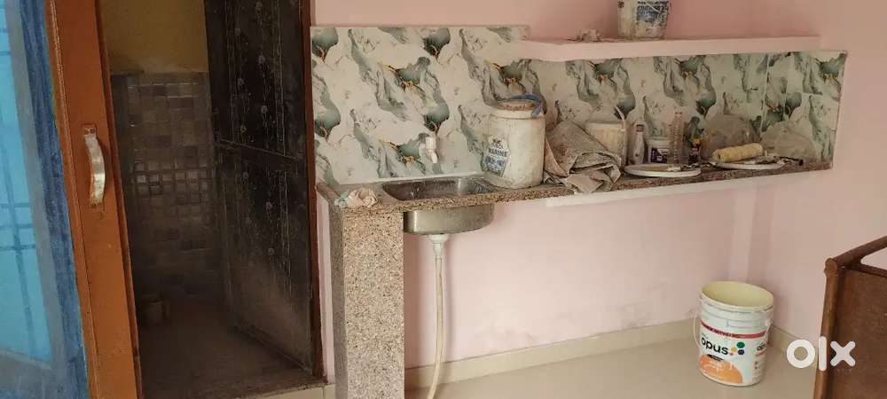 1 Single room and 1 1Bhk house on rent available in khushhal nagar