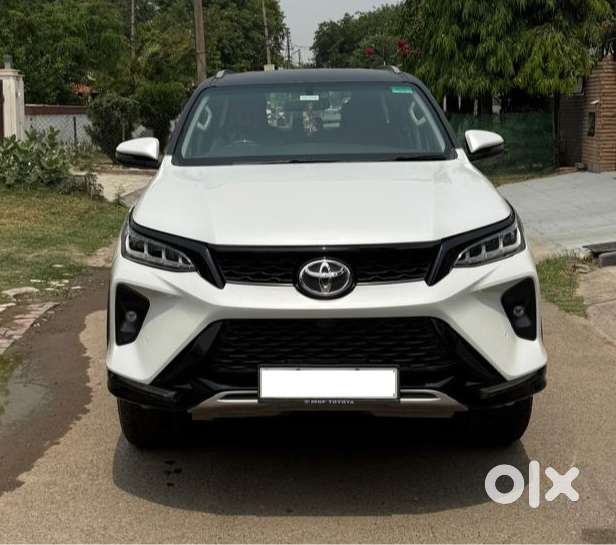 Fortuner Legender 4x2 (2022)