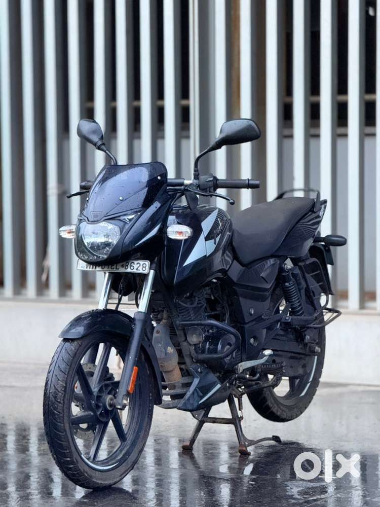 PULSAR 150 BRAND NEW CONDITION.