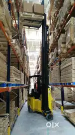Articulated forklift (AFLT)