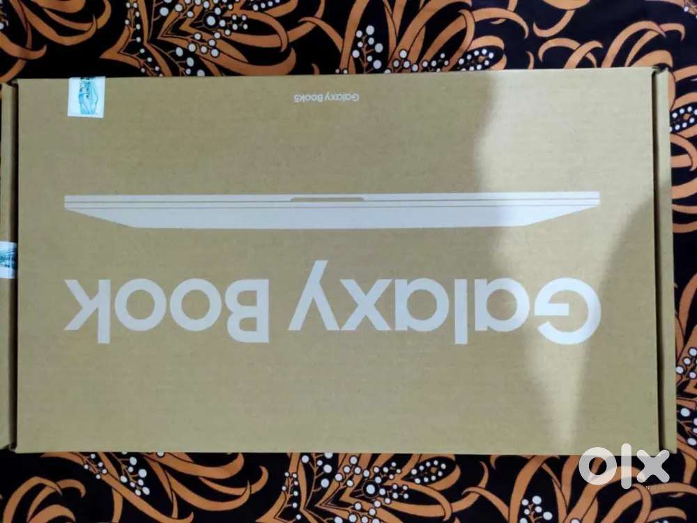 Samsung Book5 pack brand new