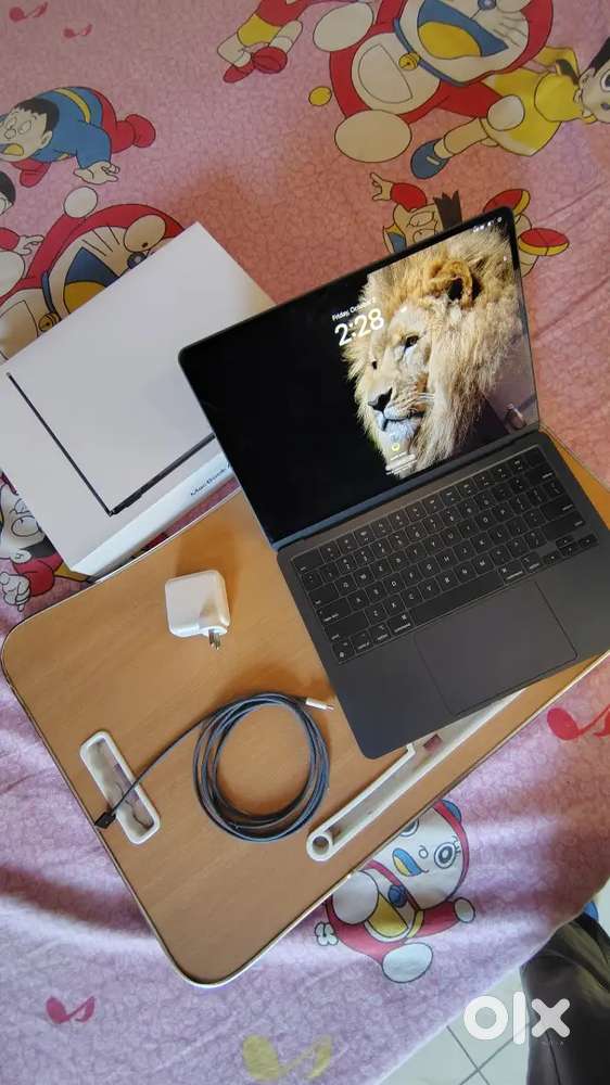 MacBook Air M2 16GB 256