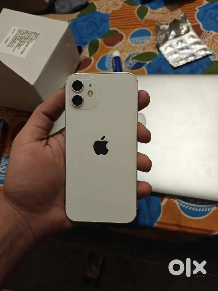 iPhone 12 128gb bill box available, battery health 76 percent
