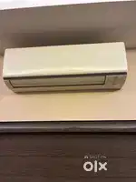 Daikin split AC-1.5 ton urgent sale