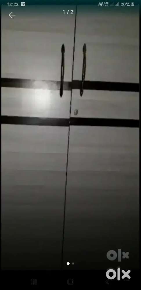 White-&-dark Wardrobe