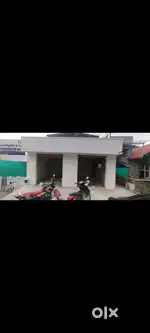 Shop for rent near hole bus stop