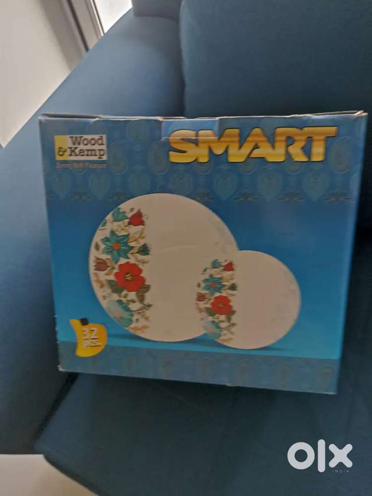 Melamine dinner set