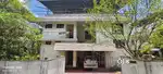 10.500 cent land old house sale at kadavanthra near panampily nagar