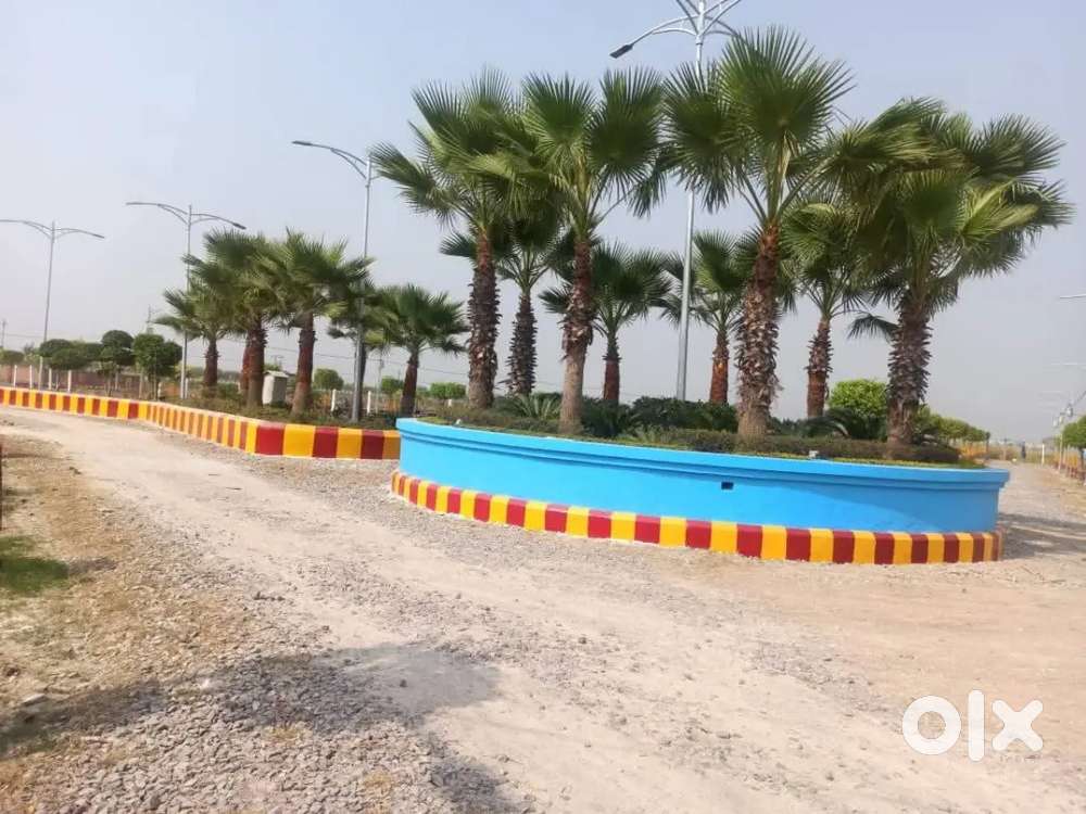 जिला पंचायत से अप्रूव्ड प्रोजेक्ट में कॉर्नर प्लॉट 1500sqft अवेलेबल