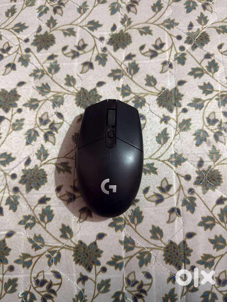 Logitech G304 Mouse