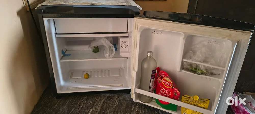Mini fridge & washing amchine