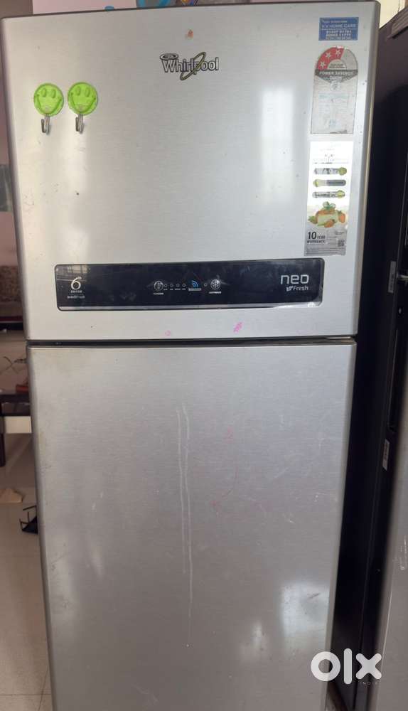 Whirlpool 265 liters double door 3 star convertible refrigerator