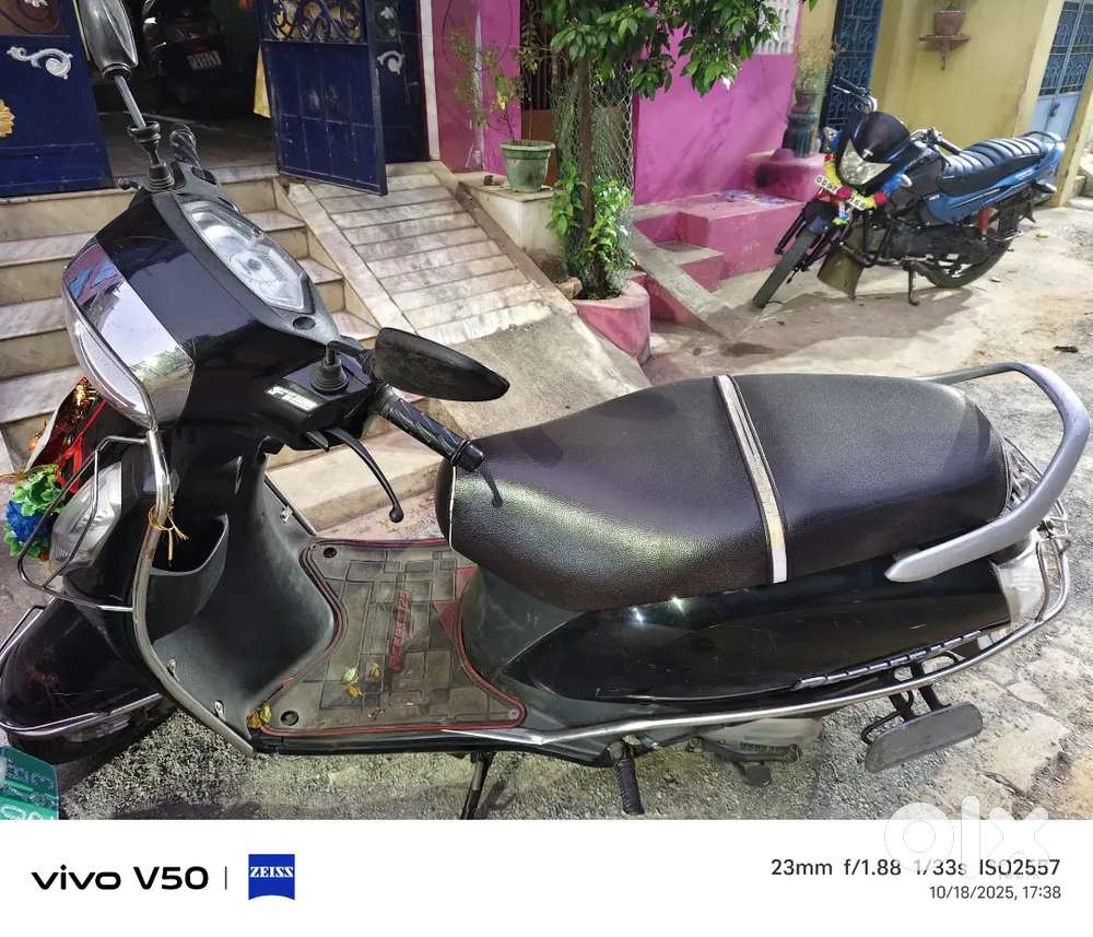 Good condition scooty