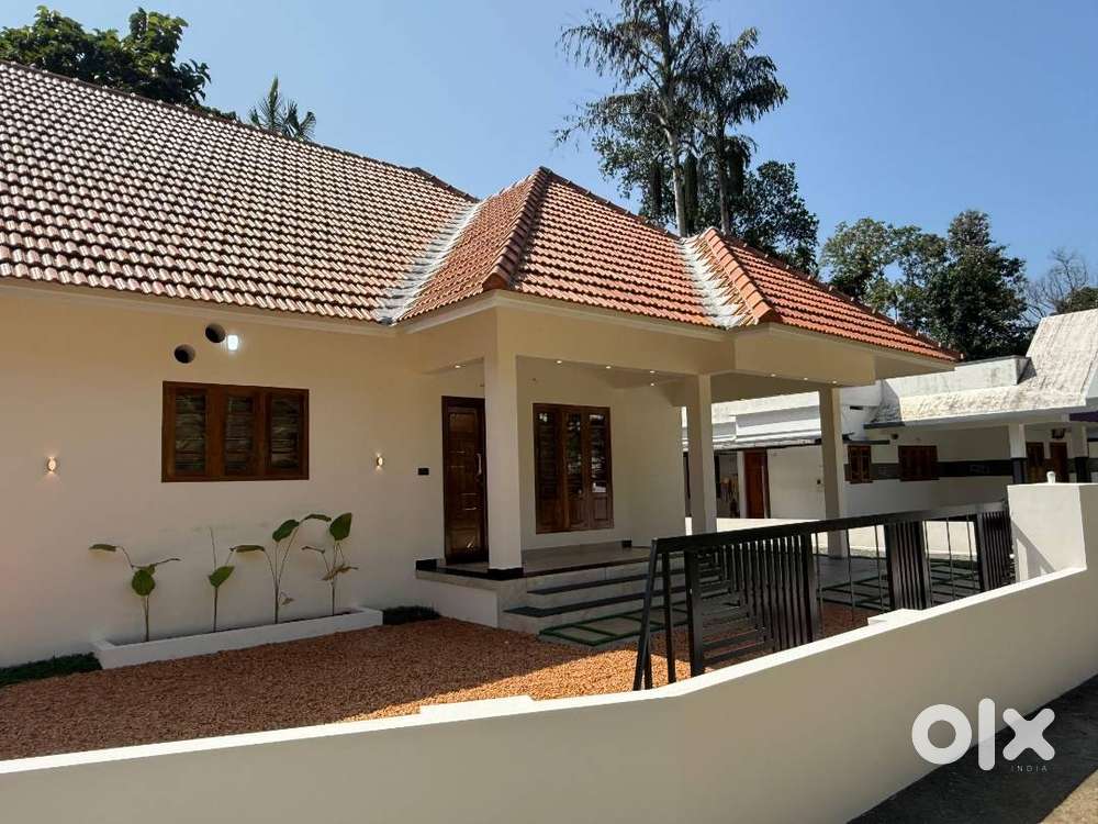 ഭരണങ്ങാനം അടുത്ത് , 9 Cent  സ്ഥലവും , വീടും വിൽപ്പനയ്ക്ക്