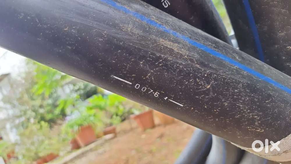 Selling 28 ft 2&1/2 pipe for farm,Garden or home