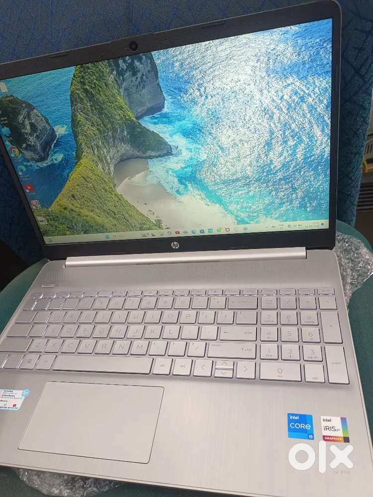 HP 12th gen i5 laptop/16GB RAM / SSD 512GB/15.6  full HD ips