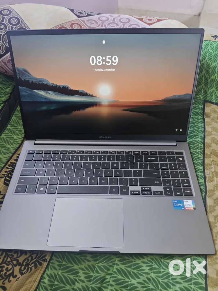 Brand new Samsung galaxy book 4 i5