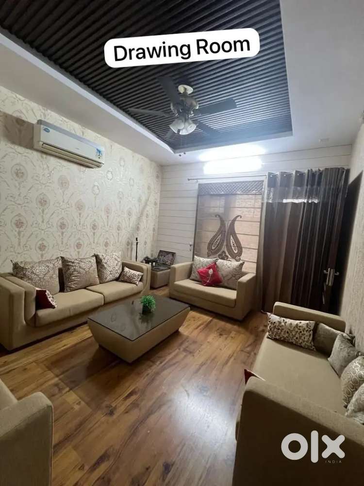 Semi furnished 3+1 BHK flat Wave Garden sector 85