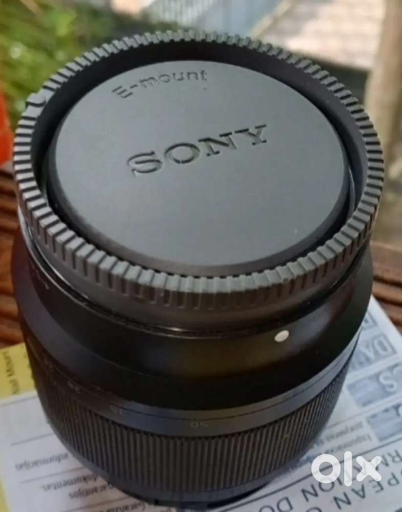 CAMERA LENS ---  (sony) urgent selling
