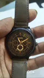 Stylish Fossil-Inspired Watch – Hardly Used
