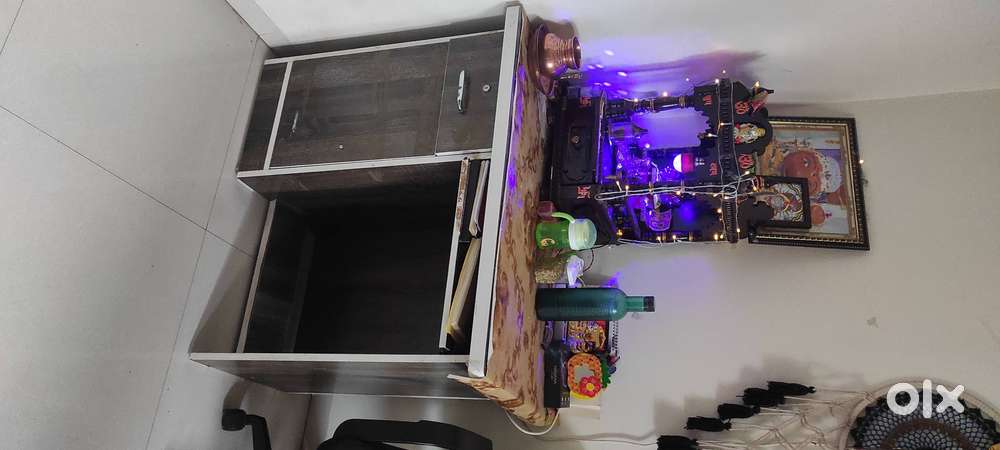 Wardrobe, Mandir and Study Table for sale