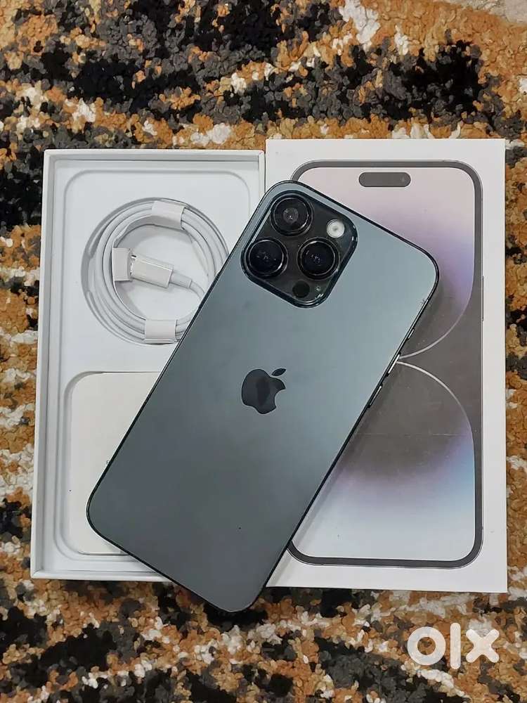 Apple Iphone 14pro black   colour 256gb condition amazing with box