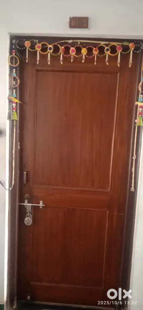 2 bhk apartment at 4th floor well maintained  hois use