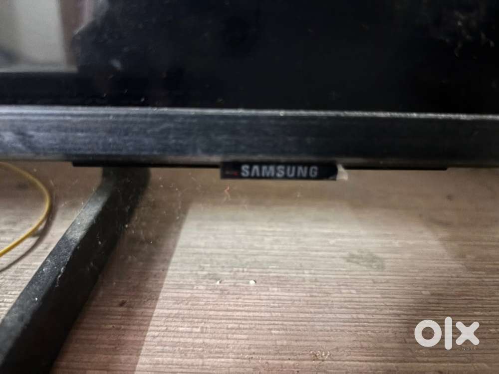 Samsung crystal 43 inch tv