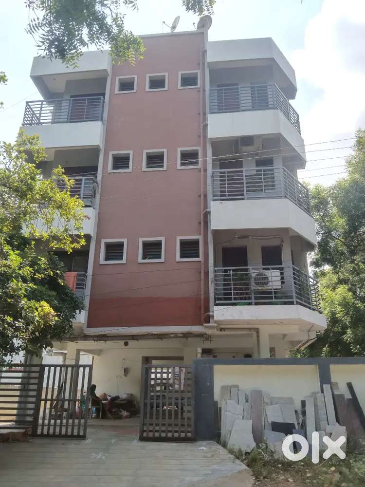 Flat for Sale in Madurai Mattuthavani near