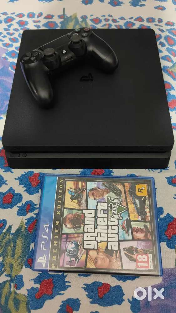 PS4 slim 1tb with gta5