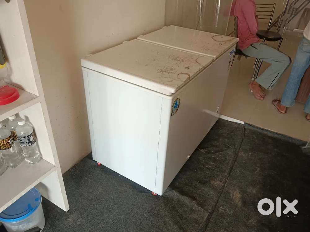 Blue star D fridge only 4 month old new condition