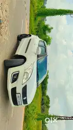 Maruti Suzuki Swift 2015