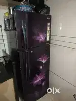 LG fridge 284 litar