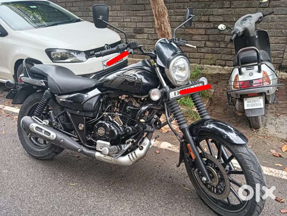 BAJAJ AVENGER 160 STREET.