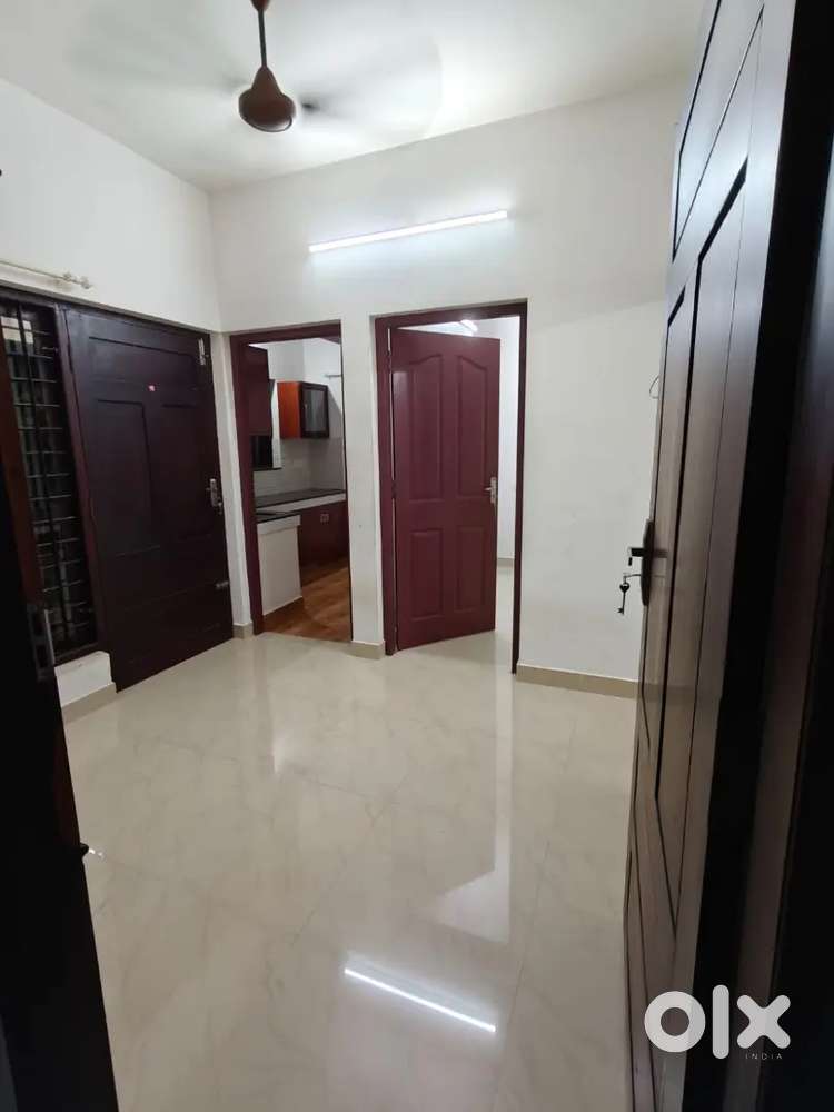 2BHK House for Rent – 1st Floor near Oberon Mall