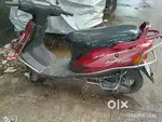 Scooty teenz
