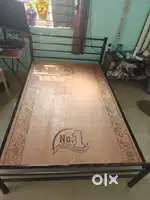 Premium Quality Queen Size Bed for Sale!