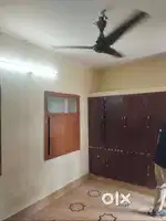 1 BHK Flat near Shastri Circle for single bachelor or women