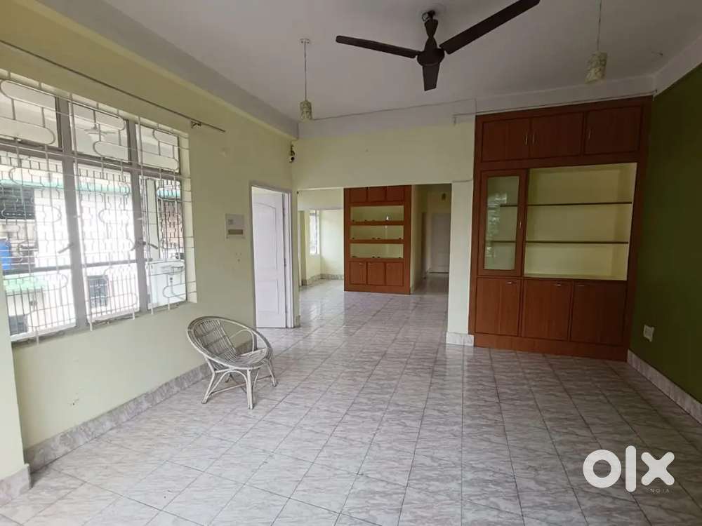 Deluxe 3bhk flat rent at Zoo road Tiniali