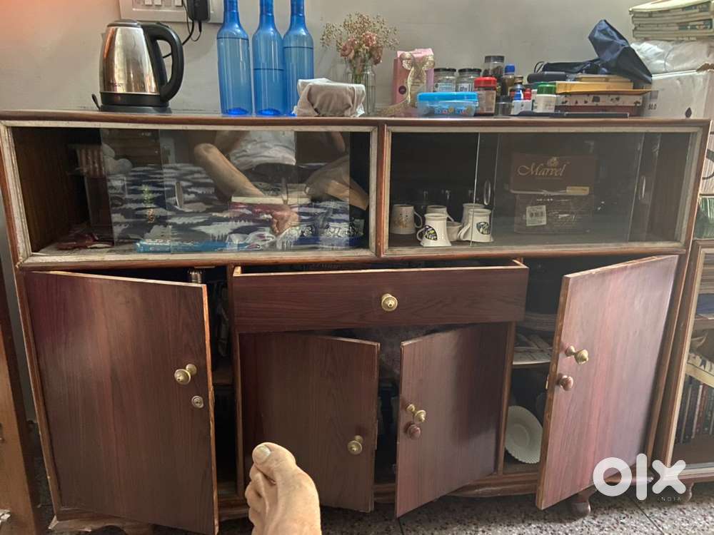 Teak and ply crockery rack