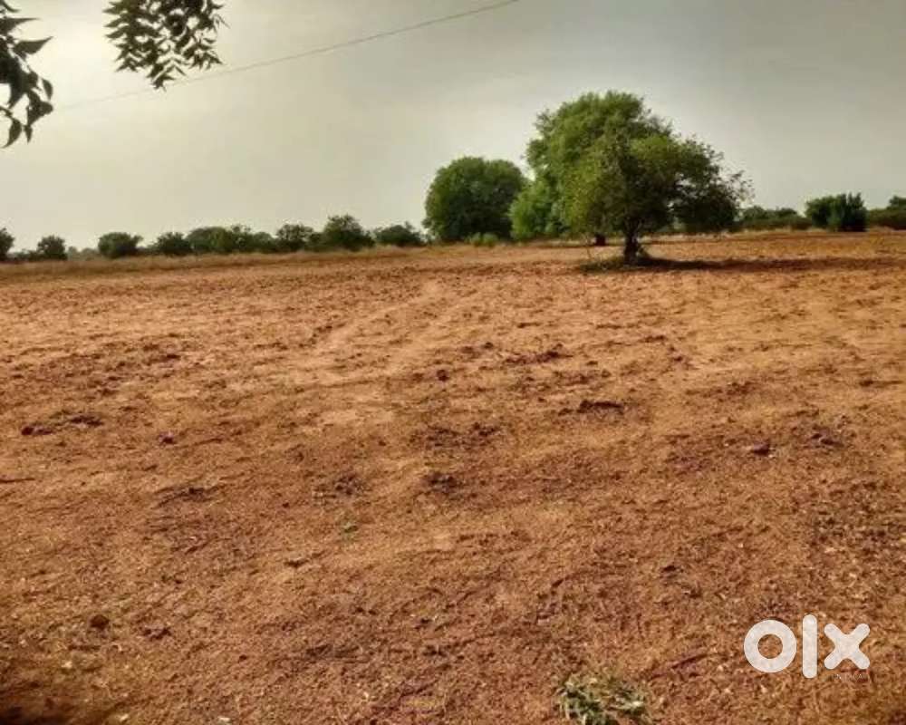 मेन रोड पर जमीन बिकाऊ है - जसपुरा बांदा