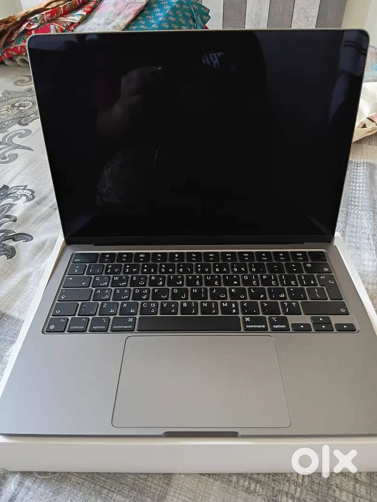 Apple 13 pro air mac book
