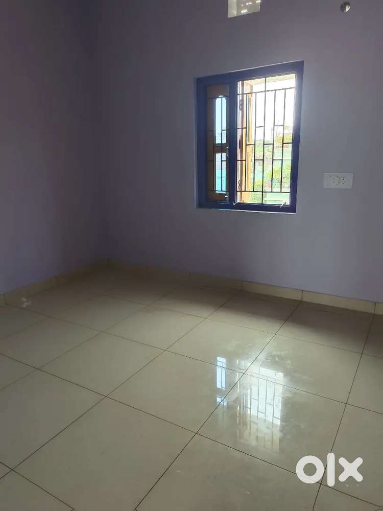 1Rk Independent House For Bachelor's Job Delta