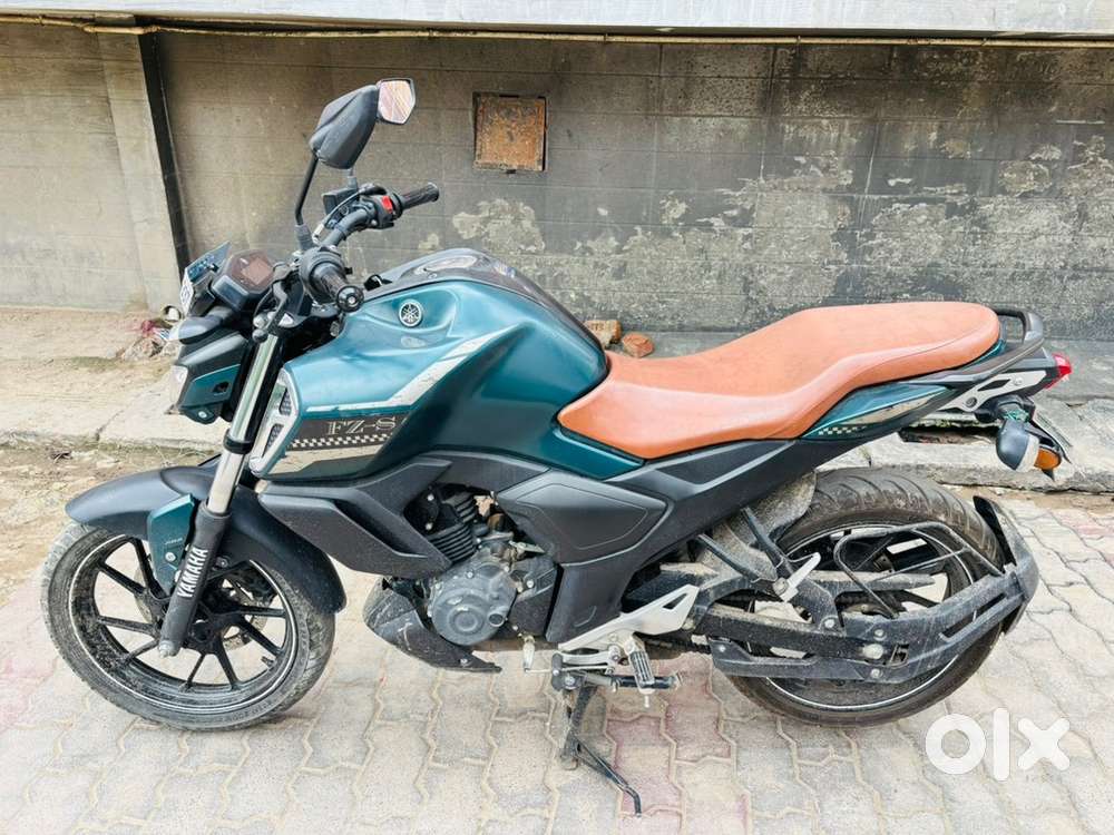 Yamaha FZ V3