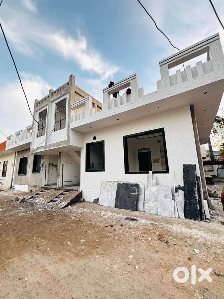 25/30 750 Sqft house